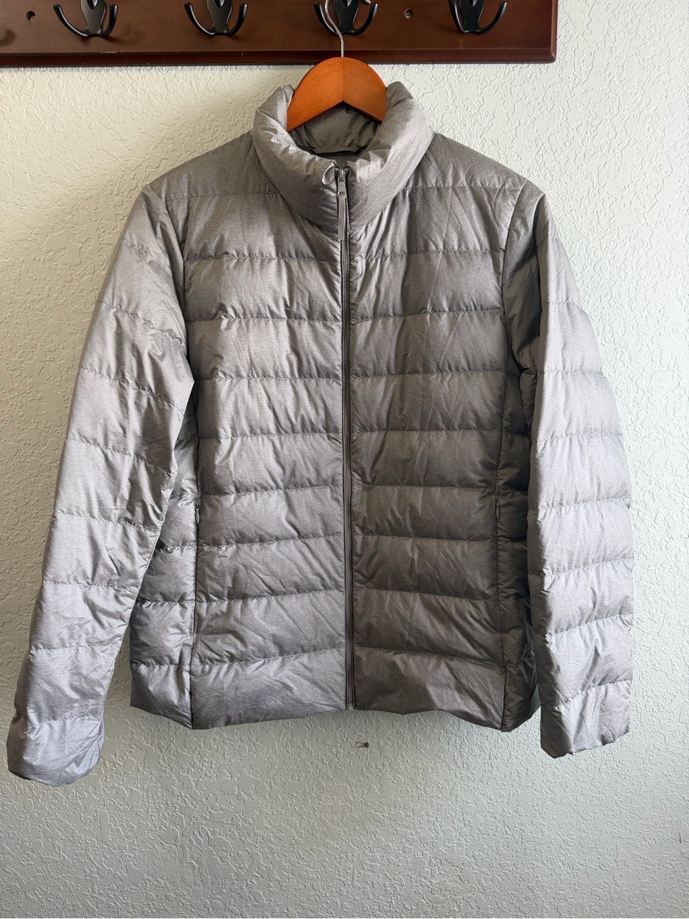 Women’s Uniglo Lightweight Silver Puffer Jacket - Packable Warmth